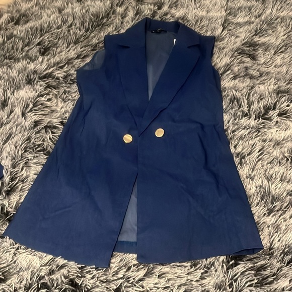 Skirt Set - Picture 4 of 7